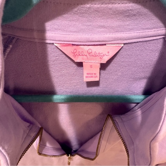 Lily Pulitzer Lavendar 1/4 Zip sweatshirt, size small, EUC, lace detail on arm - Picture 3 of 6